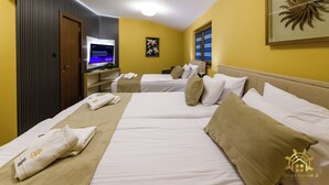 Desk, WiFi (free) - Vodenica Rooms (Kriva Palanka)