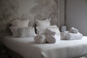 Individually decorated, soundproofing, free WiFi, bed sheets