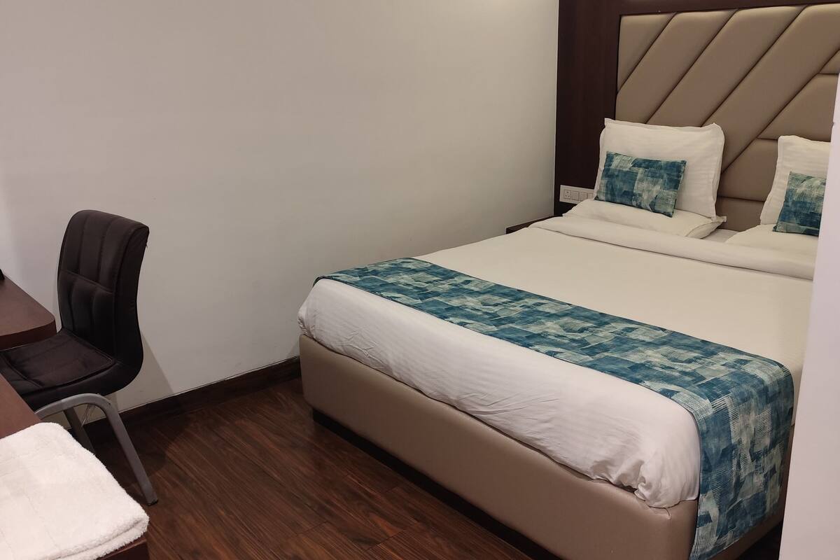1 habitación, escritorio, sistema de insonorización y wifi gratis