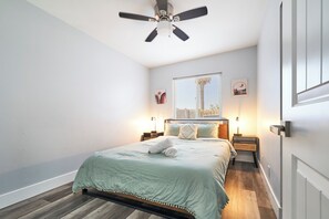 2 bedrooms, iron/ironing board, WiFi, bed sheets