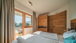 Room - Apartment in Brixen im Thale With Parking (Brixen im Thale)