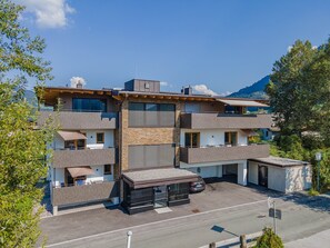 Exterior - Apartment in Brixen im Thale With Parking (Brixen im Thale)