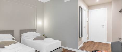 Habitación clásica con 1 cama matrimonial o 2 individuales | Wifi gratis y ropa de cama