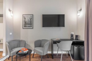 Accès au Wi-Fi (inclus), literie fournie