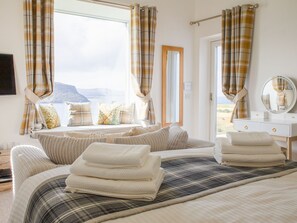 3 bedrooms, internet