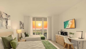 Camera d'albergo con due letti, una scrivania, una sedia, una macchina del caffè e un'ampia finestra con vista sul tramonto.