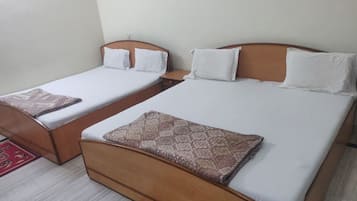 Family Room | Free WiFi