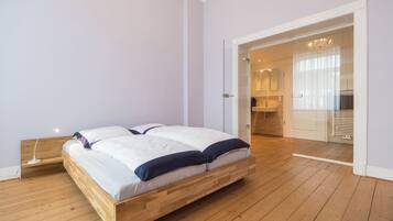 Anne Therese - Ferienwohnung | Individually decorated, individually furnished, laptop workspace