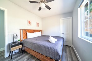 3 bedrooms, iron/ironing board, WiFi, bed sheets