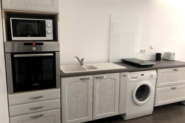 Microwave, oven, stovetop