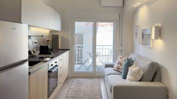 Apartament, 1 dormitori | 1 dormitori, decoració individual, mobiliari individual i escriptori