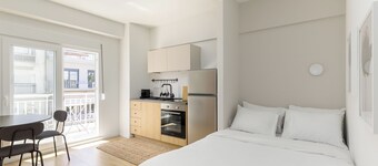 Amber Studios & Suites by halu
