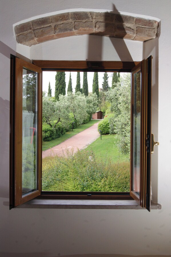 Apartment, Patio | 3 bedrooms, iron/ironing board, free WiFi - Comiti Farmhouse - Apt. Buonarroti (Montaione)