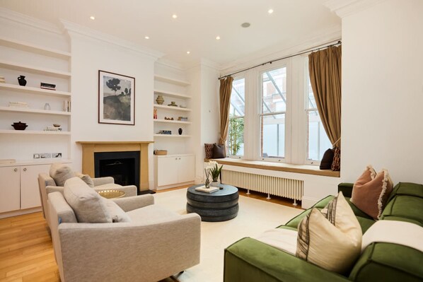 House - The Hampstead Getaway - Charming 5bdr Home With Conservatory (London)