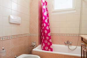 Bidet - Camera Augusto 42 By Dimorra (NAPOLI)