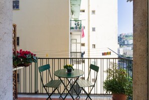 Outdoor dining - Augusto 42 luxury By Dimorra (NAPOLI)