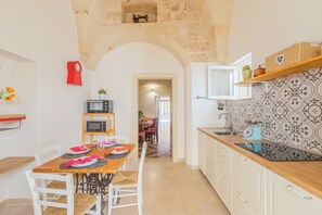 Dining - Nice apartment for 5 guests with A/C, WIFI and TV, close to Ostuni (San Vito Dei Normanni)