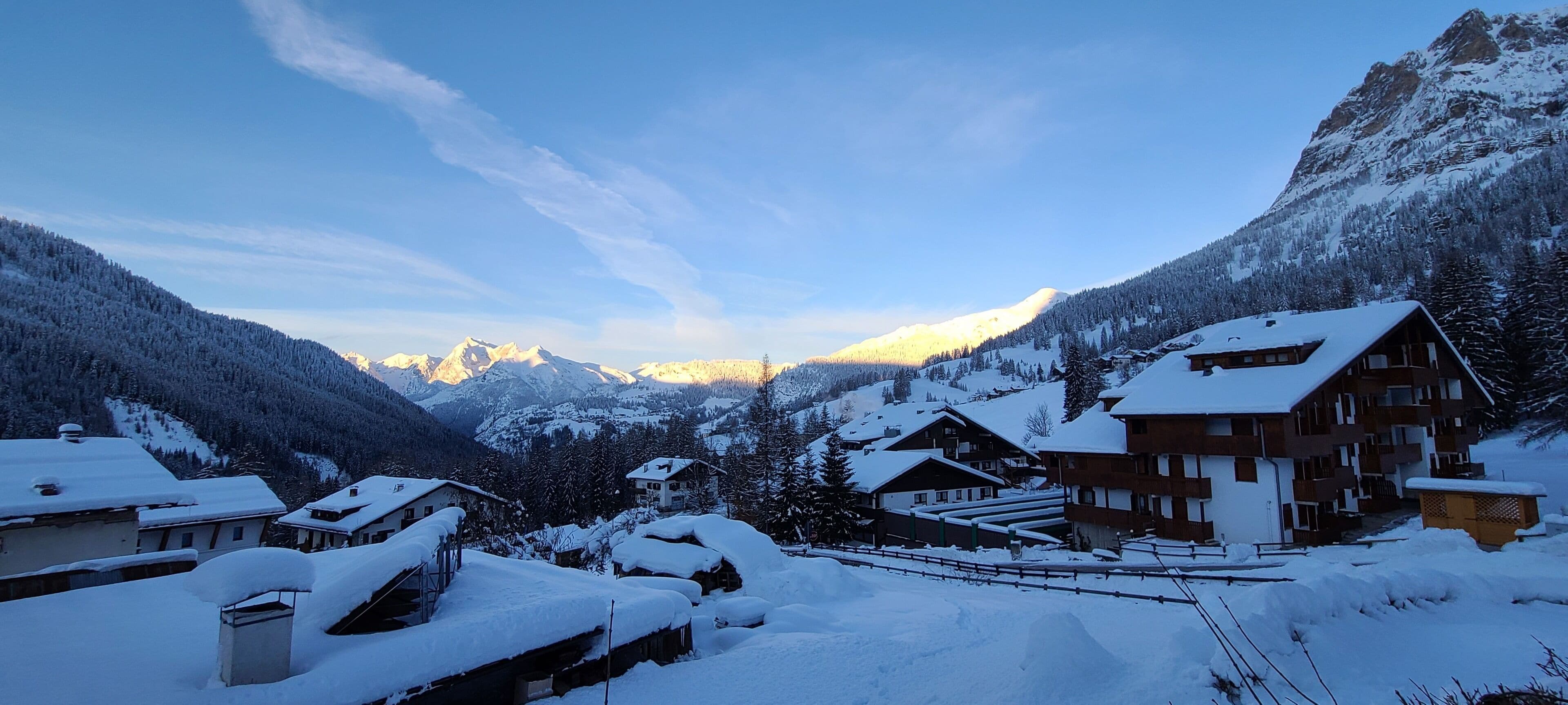 Két bảo mật tại phòng, bàn, truy cập Internet không dây miễn phí 