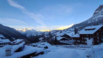 Coffres-forts dans les chambres, bureau, Wi-Fi gratuit