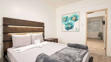 1 bedroom, iron/ironing board, free WiFi