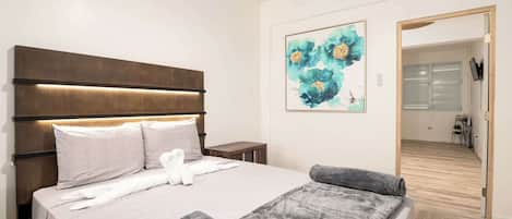 1 bedroom, desk, iron/ironing board, free WiFi