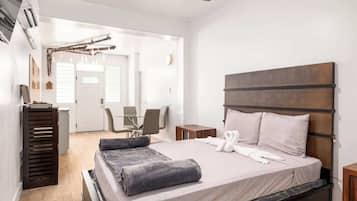 1 bedroom, iron/ironing board, free WiFi