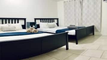 2 bedrooms, desk, iron/ironing board, free WiFi