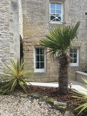Exterior - Chambres d'Hôtes de l'Ancienne Auberge (Thaon)