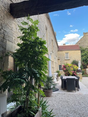 Exterior - Chambres d'Hôtes de l'Ancienne Auberge (Thaon)