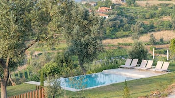Piscina all'aperto