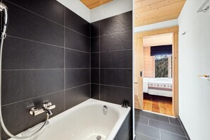 Chalet (5 Bedrooms) | Floor plan
