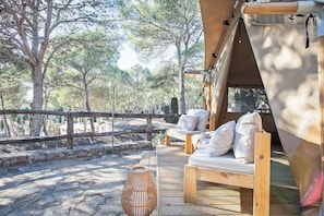 Junior Cabin, Partial Ocean View | 2 bedrooms, free WiFi