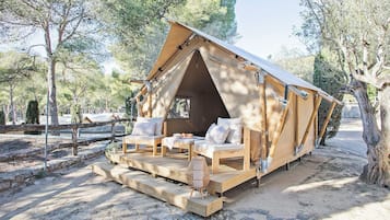 Junior Cabin, Partial Ocean View