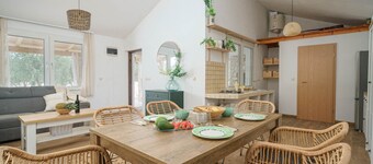 Villa Ivana - rural house with outdoor pool