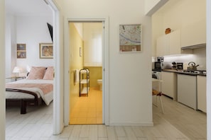 Basic Apartment | Living area