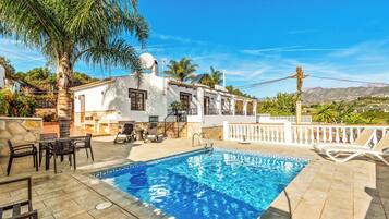 Villa (3 Bedrooms) | Exterior