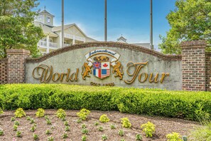 Property grounds - World Tour Unit 206 - Overlooking the 18th Green (Myrtle Beach)