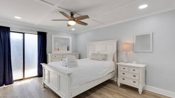 3 bedrooms, iron/ironing board, travel crib, free WiFi