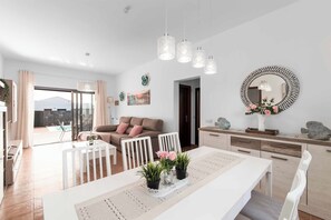 Villa (3 Bedrooms) | Innenbereich