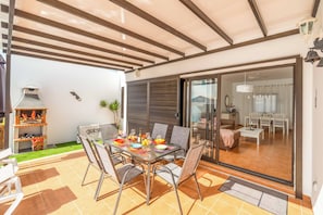 Villa (3 Bedrooms) | Extérieur