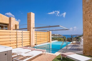 Villa | 3 bedrooms, Internet