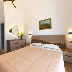 舒适双人房, 1 间卧室, 阳台, 海景 | 隔音、免费 WiFi、床单