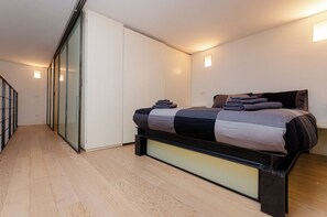 Apartment, Courtyard View | 2 bedrooms, desk, soundproofing, iron/ironing board