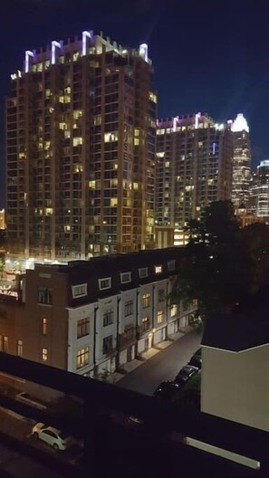 Property grounds - Your home away from home - Weekly (Charlotte)