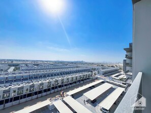 Apartment (0 Bedroom) | Interior - Tranquil Studio Getaway in Dubai's MAG 920 (Dubai)