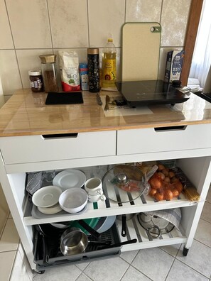 Fridge, microwave, coffee/tea maker, electric kettle