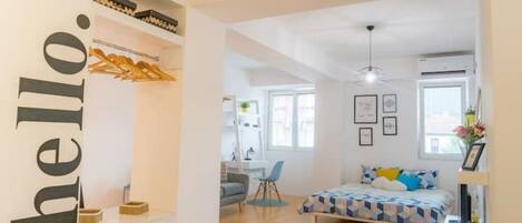 Fer et planche à repasser, Wi-Fi, draps fournis