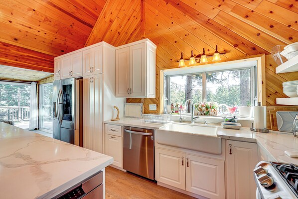 House (3 Bedrooms) | Interior - Wraparound Deck & Grill: Wrightwood Cabin Near PCT (Wrightwood)