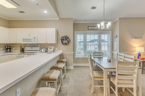 2 Mi to Ocean: Myrtle Beach Condo w/ Balcony