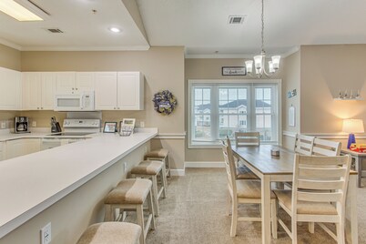 2 Mi to Ocean: Myrtle Beach Condo w/ Balcony